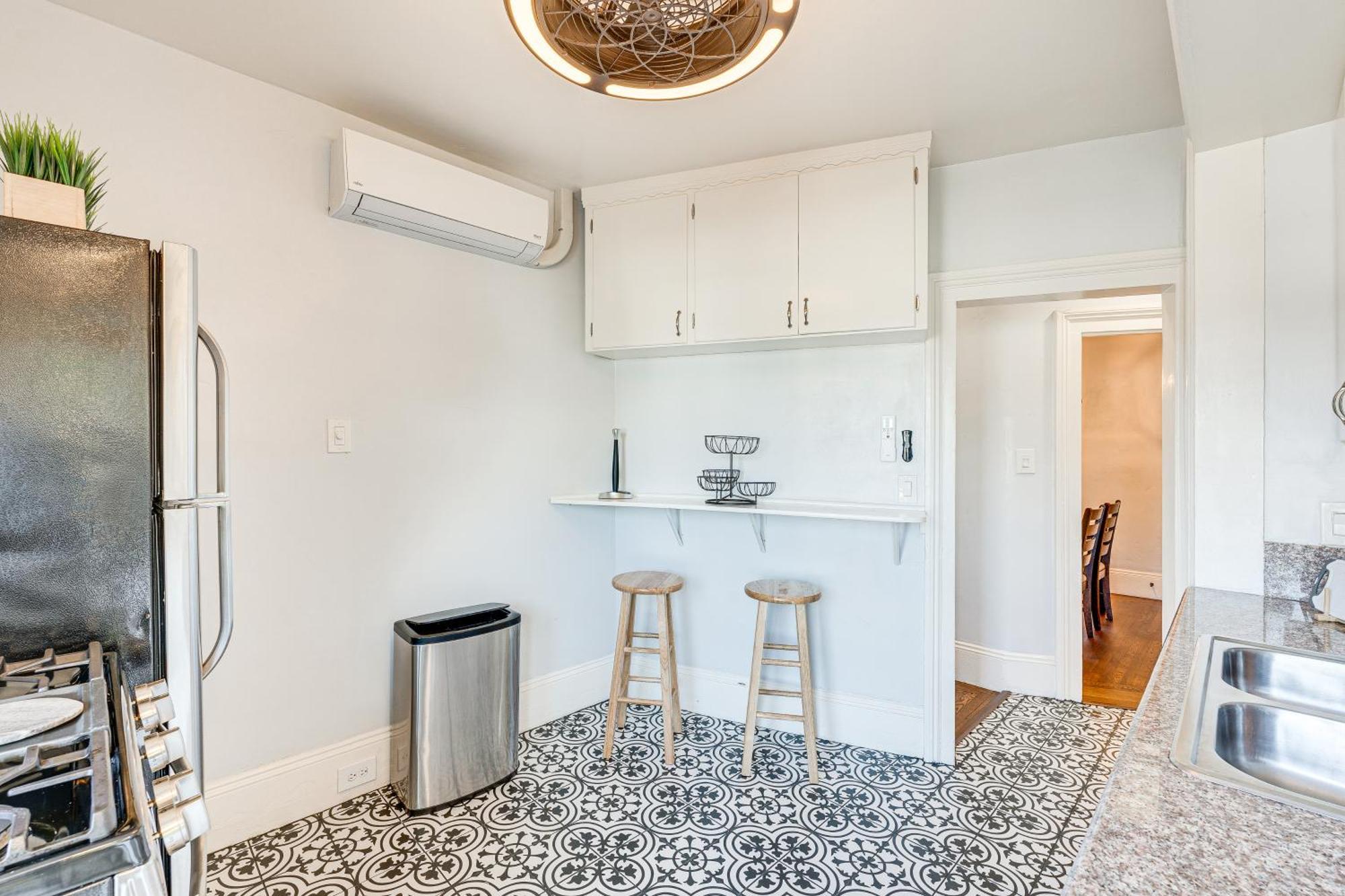 Bright Woodland Apartment Walk To Main Street Esterno foto